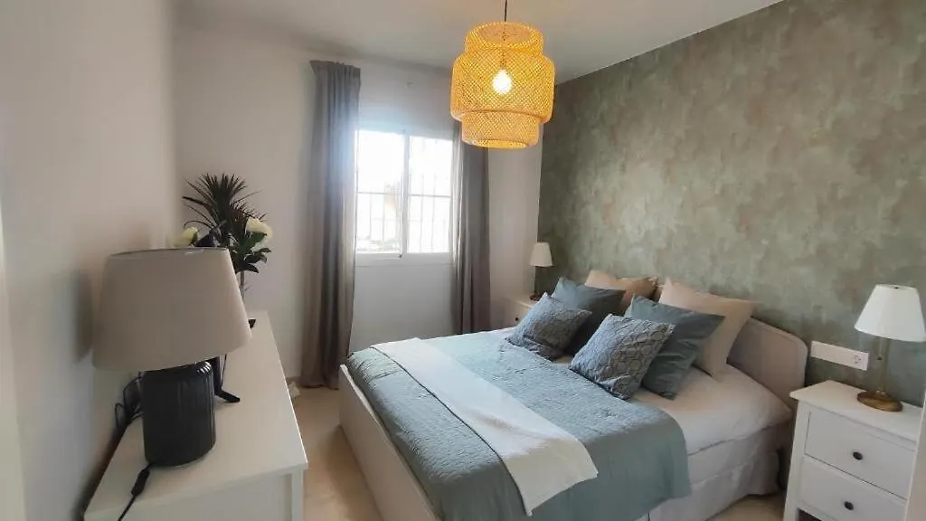 Апартаменты Charming 3 Bedrooms With A Sea View Манилва