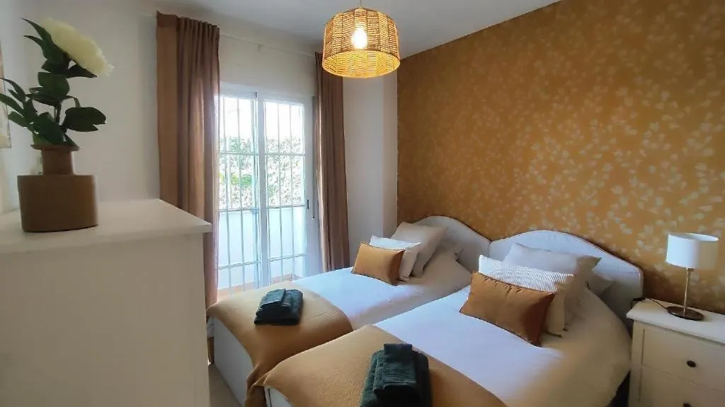Charming 3 Bedrooms With A Sea View Manilva